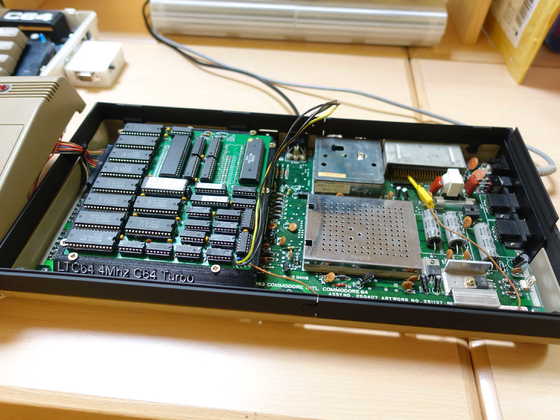 2025-08-059 - HomeCon 85, Retrolution 2025 - C64 Turbo von Ronny