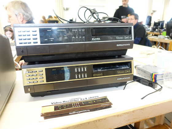 2026-01-046 - HomeCon 87 - Video-2000-Rekorder
