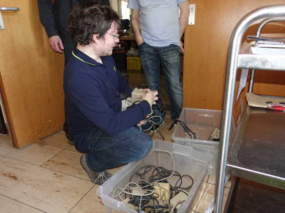 2025-05-037 - HomeCon 84 - Commodore-Netzteile zu verschenken