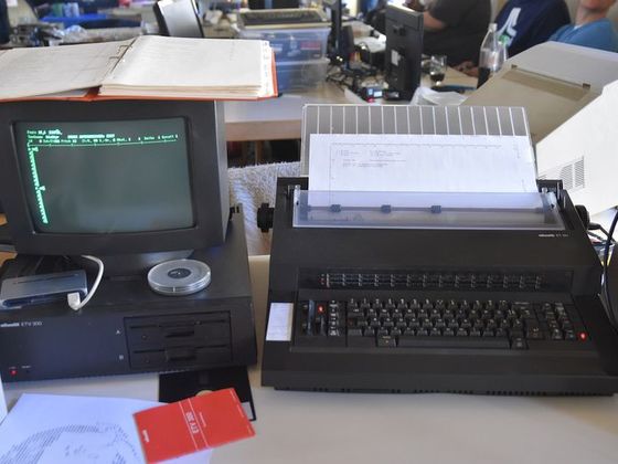 HomeCon 51 - The Olivetti powered ASCII art project!