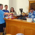 2025-08-071 - HomeCon 85, Retrolution 2025 - Hot-Dog-Abendessen, daddlerTL, Daimainsion, Tomacco