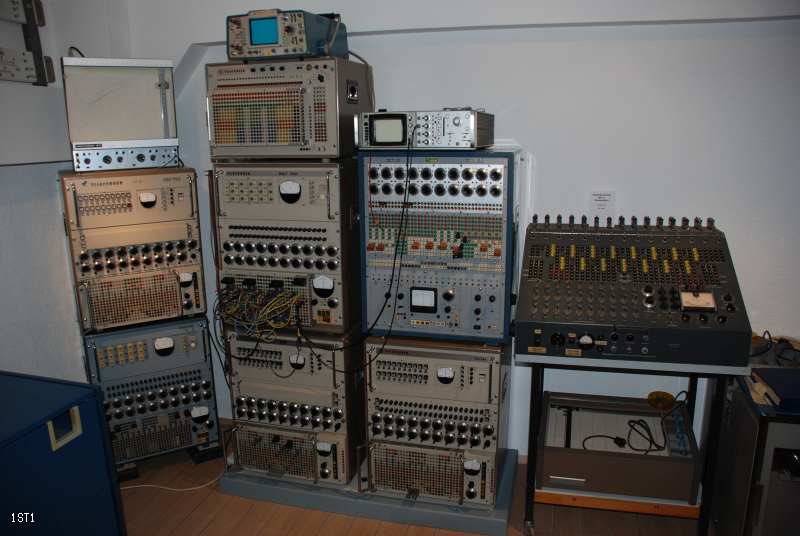 Mehrere Analogcomputer