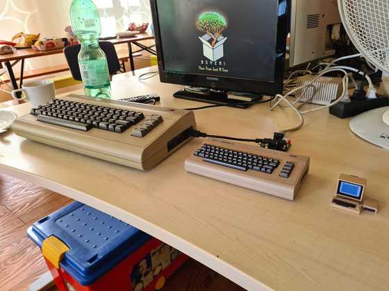 2025-07-024 - HainCon 11 - C64, THEC64 Mini, 3D-gedruckter C64