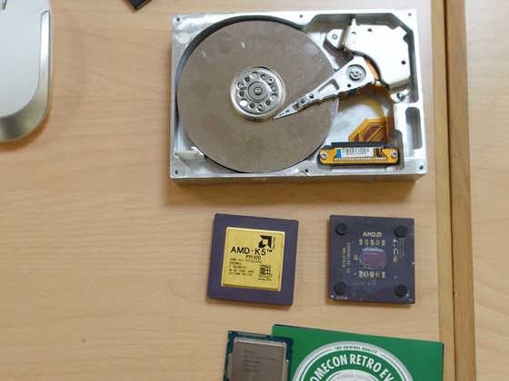 2025-08-075 - HomeCon 85, Retrolution 2025 - Prozessoren, Festplatte, Chips